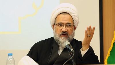  عضو جامعه مدرسین: برخی حرف‌ها و رفتارهای ملبسین جوان خجالت‌آور است | آخرین خبر