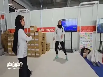 گرم کردن نجمه بوشهریزاده، بازیکن تیم ملی اسکواش پیش از بازی با حریف مالزیایی در بازیهای آسیایی | آخرین خبر