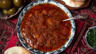 طرز تهیه واویشکا بادمجان با گوشت چرخ کرده؛ غذای جاافتاده و خوش عطر شمالی
