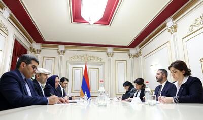  رئیس مجلس ارمنستان در دیدار با سفیر ایران: گسترش روابط با تهران، خواست دولت و ملت ماست