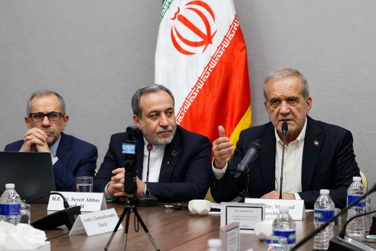گفتوگوی پزشکیان با نخبگان و صاحبنظران اندیشکدههای مختلف آمریکایی | آخرین خبر