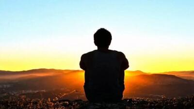  چرا غروب جمعه دلمان می‌گیرد؟ راز احساسی که مغز، بدن و حتی «انتظار» در آن نقش دارند