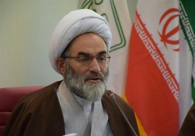  امام جمعه رشت: اعمال قدرت در نهی از منکر بر عهده حاکمیت است/ میانگین قیمت بنزین در آمریکا به هر گالن ۴.۴۳ دلار رسید و قیمت گازوئیل از ۶ دلار عبور کرد
