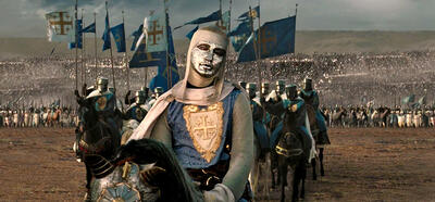 از وایرال شدن در اینستاگرام تا پشیمانی پشت صحنه؛ راز نقاب نقرهای ادوارد نورتون در Kingdom of Heaven