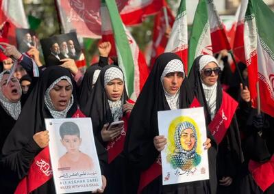 ثبتنام یکهزار و ۶۰۰ نفر در پویش «جانفدایان» بندر امام خمینی/ تشریح ساختار گردانهای بسیج توسط فرمانده سپاه