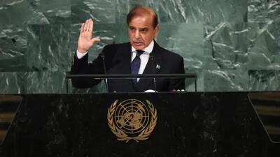  نخست‌وزیر پاکستان ؛ از تشویق از سوی نمایندگان فلسطین تا روایت غلوآمیز از نقش ترامپ در نجات انسان ها از جنگ هسته‌ای! +فیلم