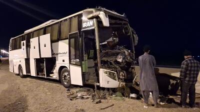  برخورد اتوبوس با کشنده تریلی ۶ مصدوم برجای گذاشت