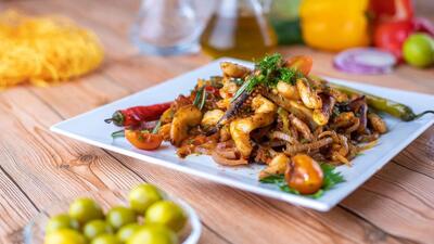  دوپیازه خساک بوشهری؛ غذای دریایی تند و خوش عطر جنوبی با دستور سنتی