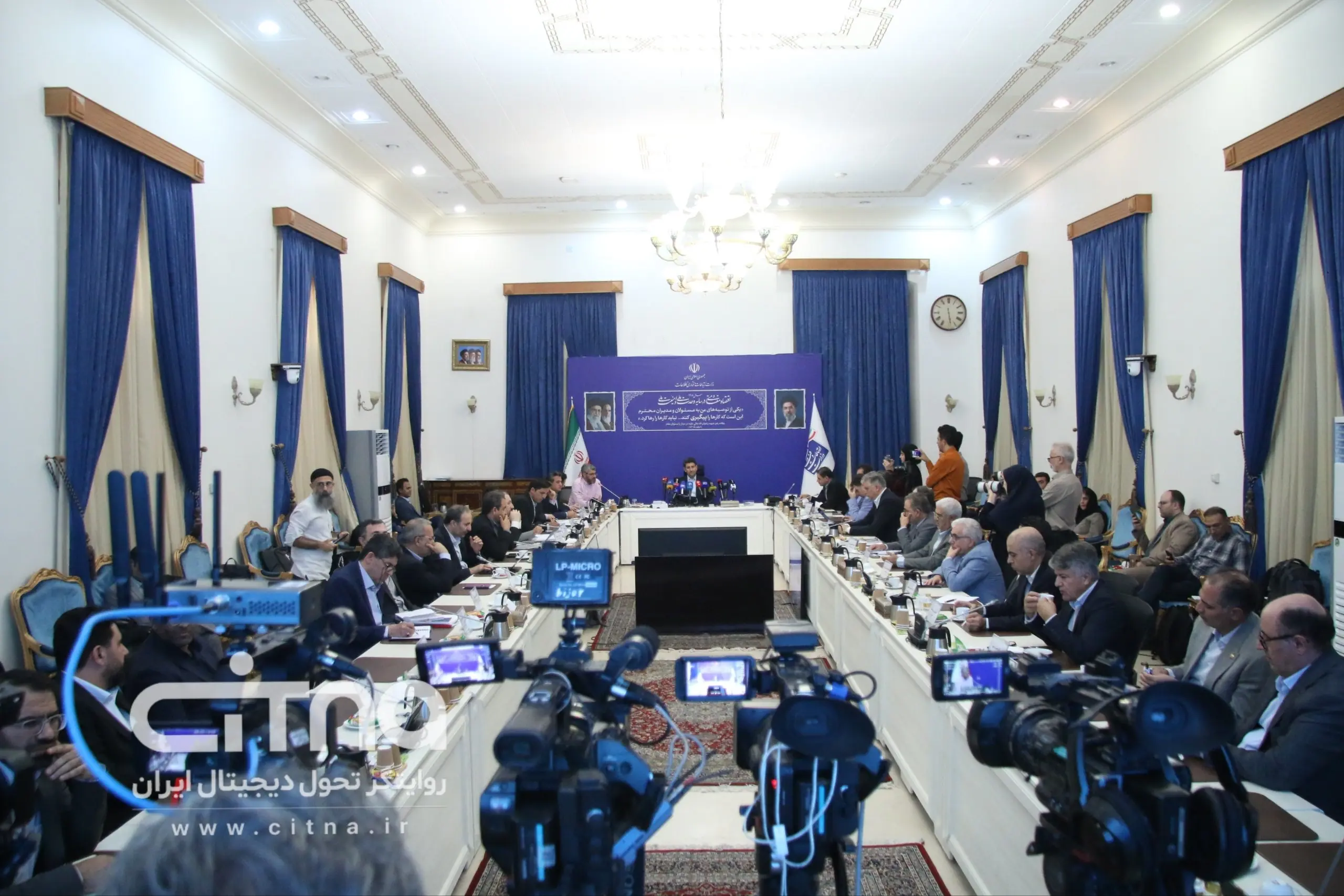 گزارش تصویری سیتنا از جلسه کنترل پروژه فیبرنوری با حضور وزیر ارتباطات و مدیران عامل اپراتورها