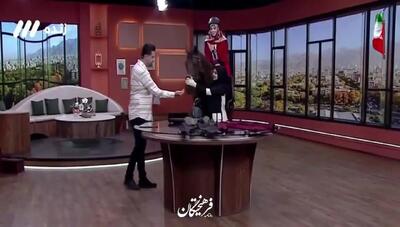  وقتی مجری با اسب وارد استودیو شد!