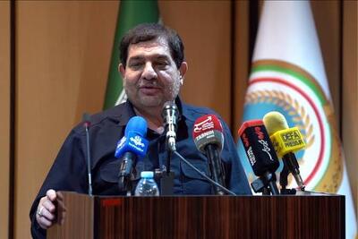  مخبر: مأموریت امروز نخبگان مقابله با القای یأس و ترس دشمن است