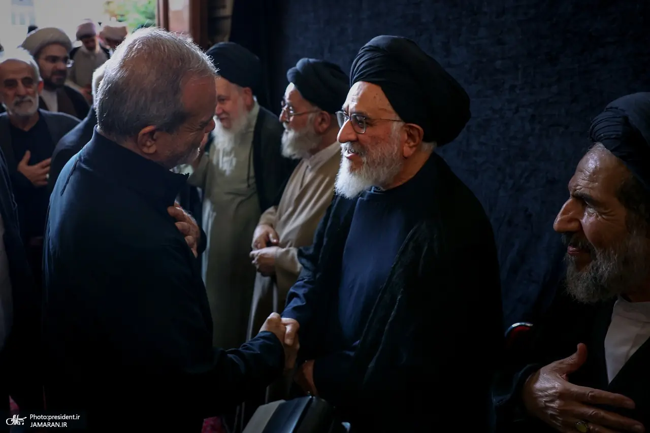 مراسم یادبود آیت الله العظمی شبیری زنجانی (ره) در مدرسه عالی شهید مطهری