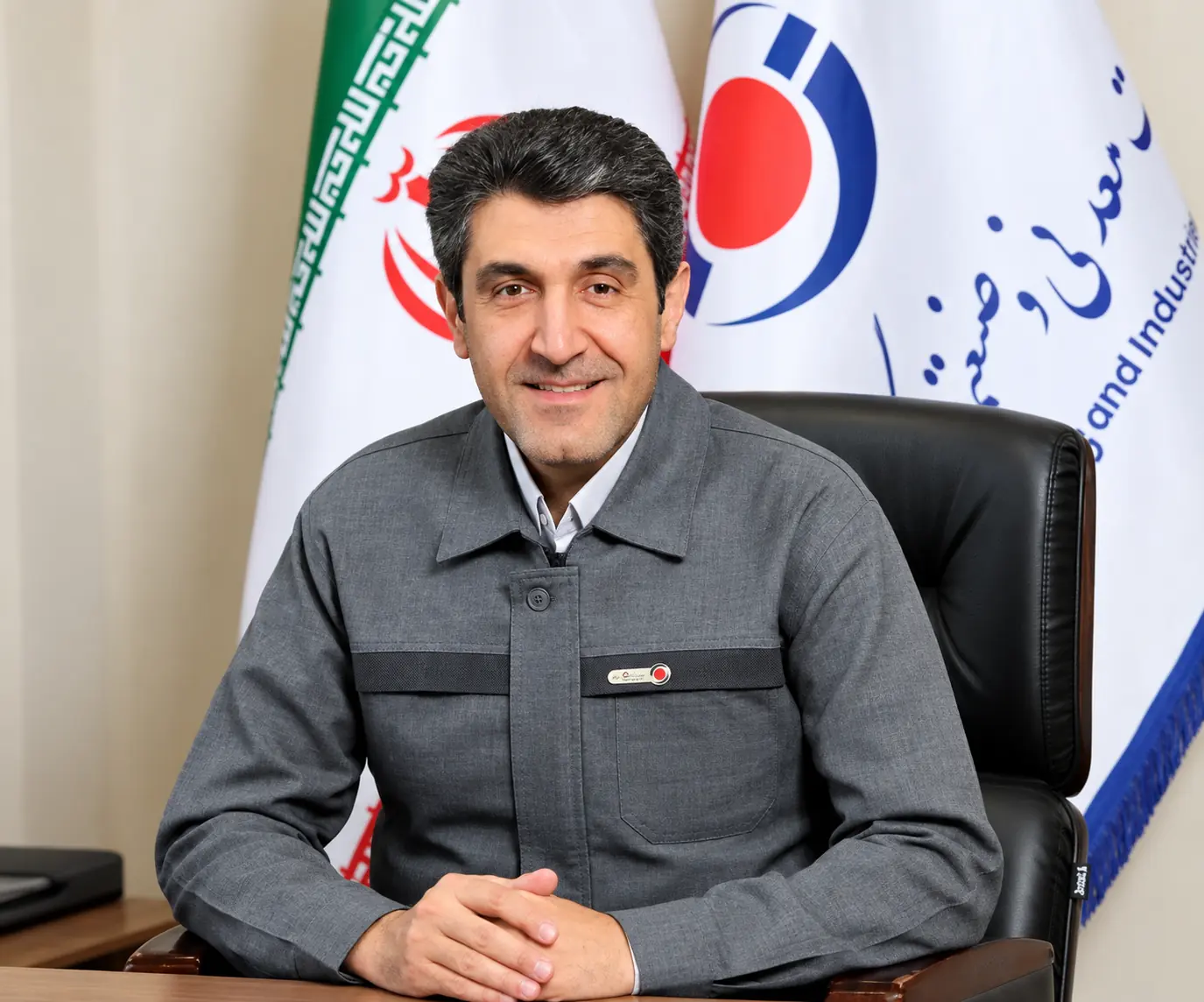 بازار، مدرسه، خوابگاه؛سه نشان