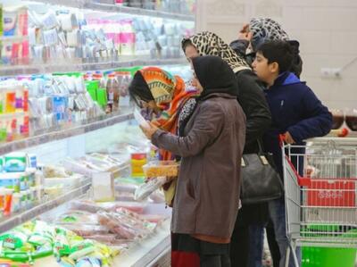ذخایر کالاهای اساسی بیش از میزان قانونی است/ تلاش برای کاهش قیمتها ادامه دارد