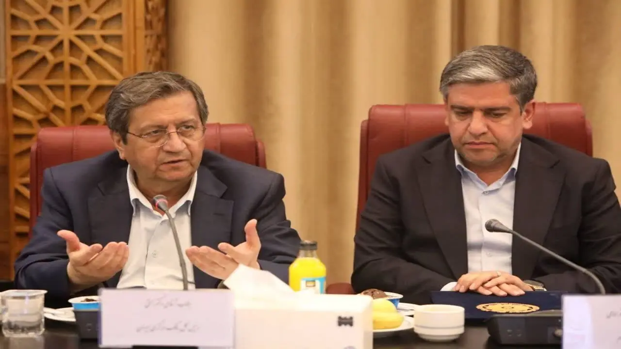  همتی: برای ۴۴ میلیون نفر افزایش اعتبار کالابرگ پیش‌بینی شد
