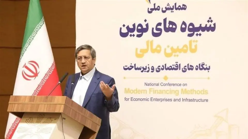همتی: رشد نقدینگی کنترل شد/ فعالیتهای اقتصادی ایران متوقف نیست