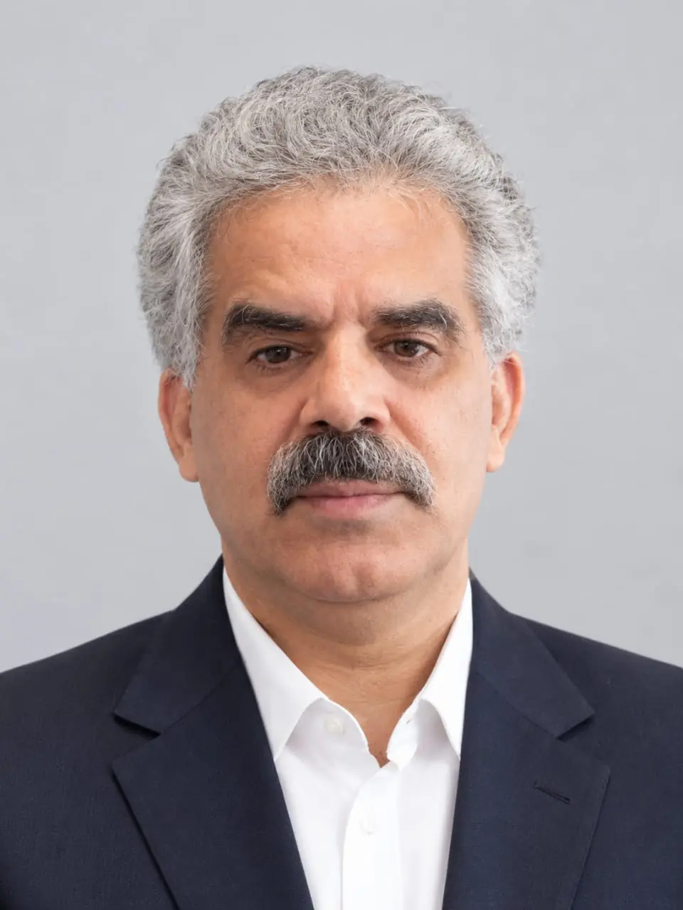  وقتی صندلی سلمانی، صندلی داغِ بازجویی می‌شود!