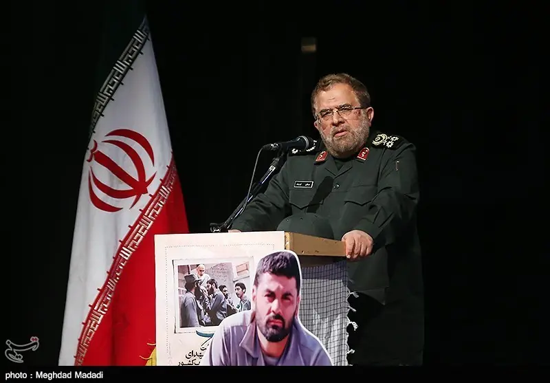  سرلشکر ایزدی: دشمن از جنوب ما فرارکرده و ممکن است فاصله‌اش بیشتر شود - تسنیم