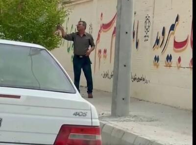  اقدام داوطلبانه یک پدر برای امن‌تر شدن مسیر مدرسه