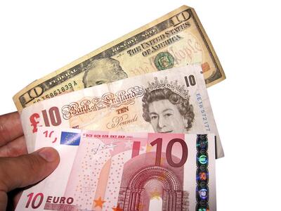  قیمت دلار، یورو و درهم امروز دوشنبه ۱۳ مهر ۱۴۰۵/ افزایش قیمت دلار و یورو
