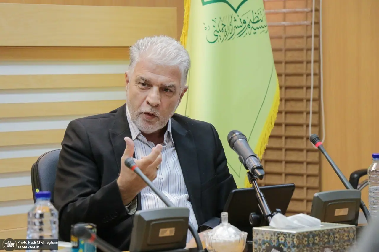 صادق حقیقت: امام خمینی(س) یک نواندیش دینی است/ اندیشه سیاسی ایشان جرقهای برای گذار از فرد به نهاد زده است