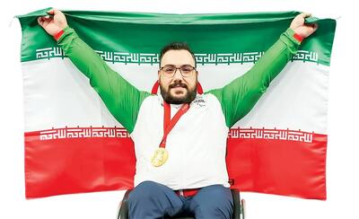 رستمی پرچمدار ایران شد