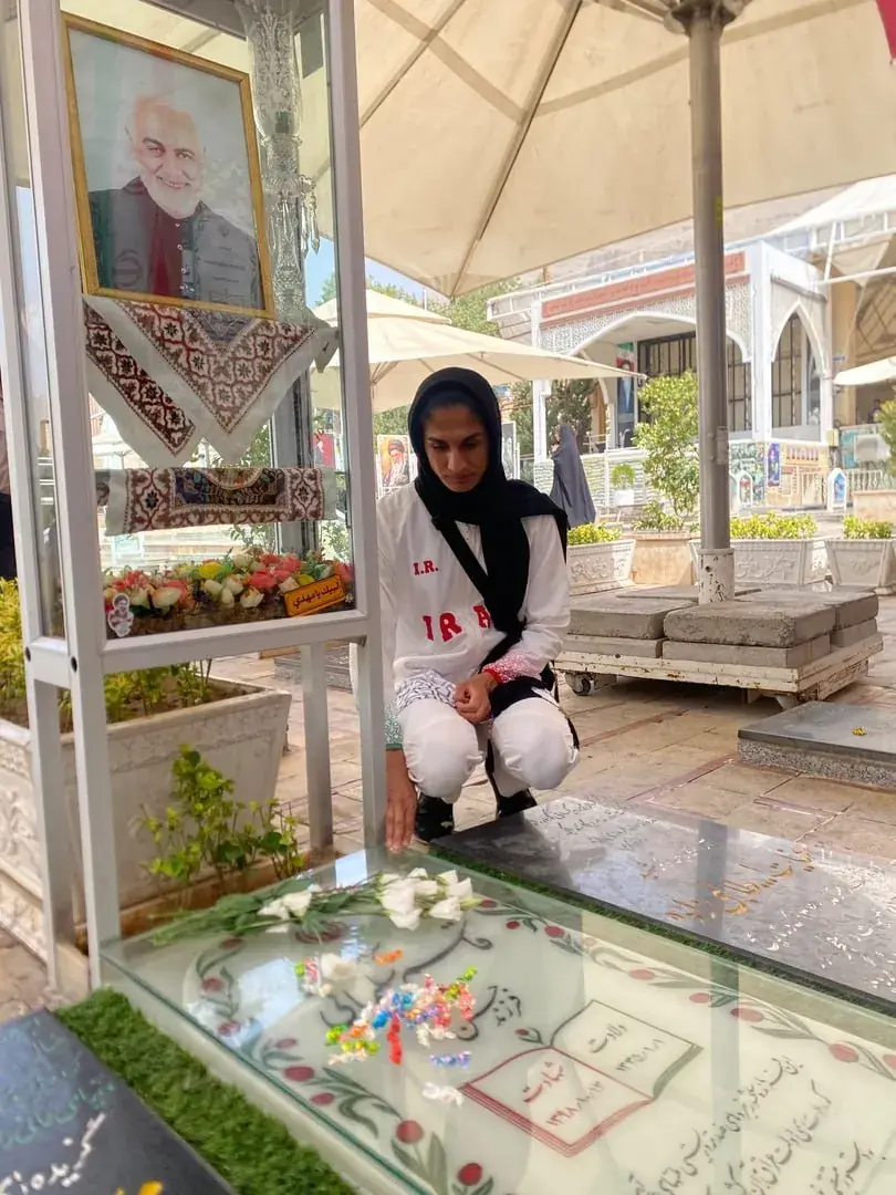 نایبقهرمان آسیا کنار مزار حاج قاسم
