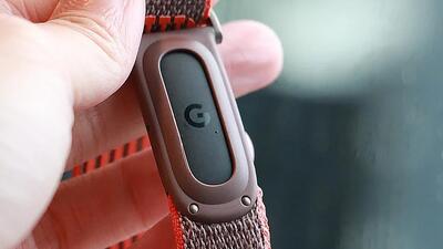  گوگل دستبند Fitbit Edge را با نمایشگر بیضی و باتری ۷ روزه به بازار می‌آورد