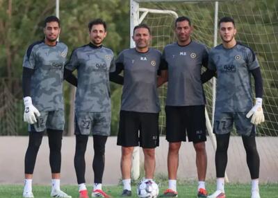 گلر ملیپوش سپاهان: بابا، مامان، متشکرم!