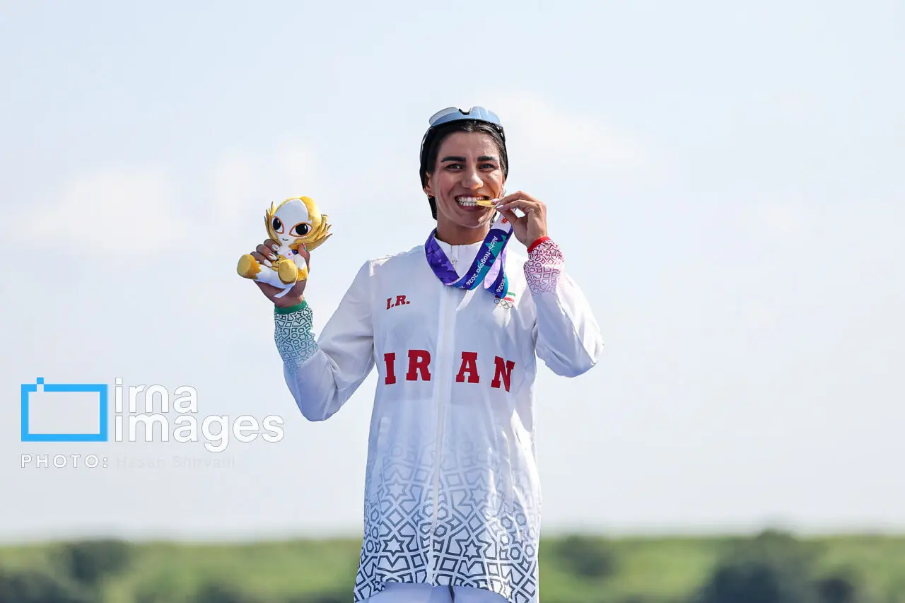 شادی: مدال طلای مجلل از دو مدال خودم ارزشمندتر بود/ نمیدانستم از اشکهایم فیلم میگیرند