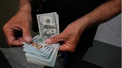  تحلیلگر اقتصادی: در صورت اجازه بازگشت ارز و تثبیت قیمت‌ها؛ قیمت ارز کاهش جدی پیدا خواهد کرد | آخرین خبر