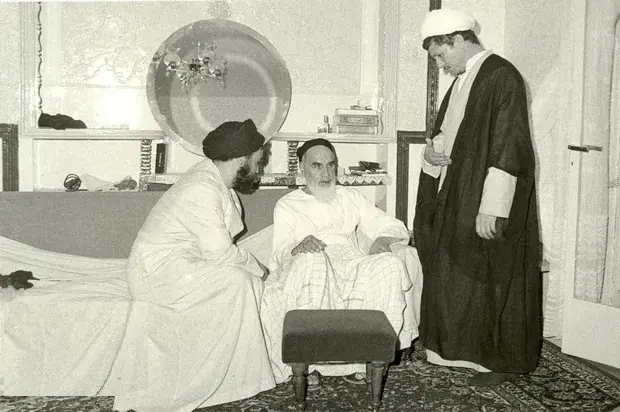  امام خمینی چرا از گزارش های ارگان های مختلف ناراحت می شد؟