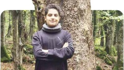 از بوی چوب تا رویای شریف