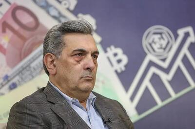 پیروز حناچی: چرا شهرداری از ظرفیت خود برای مهار گرانی استفاده نمی‌کند؟