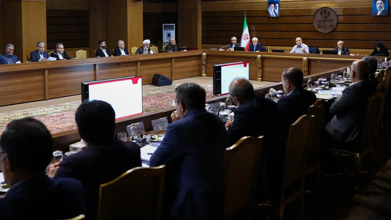 پاسخ پزشکیان به توهین کنندگان و تفرقه‌افکنان