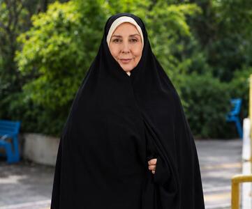مرجانه گلچین مادر متفاوتی می‌شود