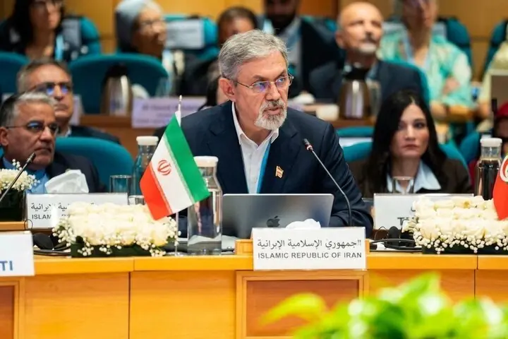 قاهره بلندگوی پیام ایران: سلامت را سیاسی نکنید