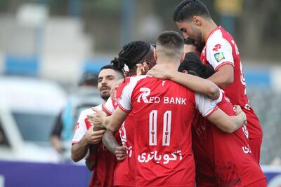 صدر جدول در تسخیر سرخها؛ پرسپولیس در فوتبال مردان و زنان صدرنشین شد