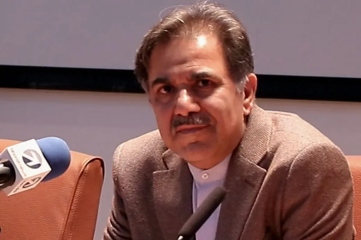  جبهه اصلاحات: فردی مسلح پس از نشست بنیاد باران بازداشت شد/ احتمال سوءقصد به عباس آخوندی