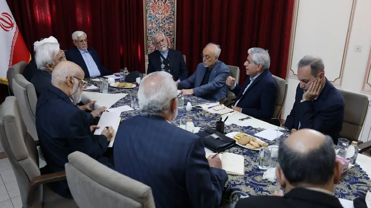  عارف: امسال واردات بنزین نخواهیم داشت