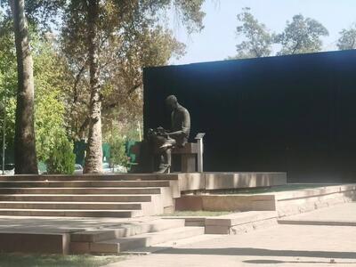 بت تاجیک من و خاکستری که شعر شد...