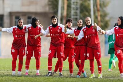  لیگ فوتبال زنان؛ پرسپولیس با صدرنشینی به دربی رسید/ کامبک استقلال مقابل سپاهان