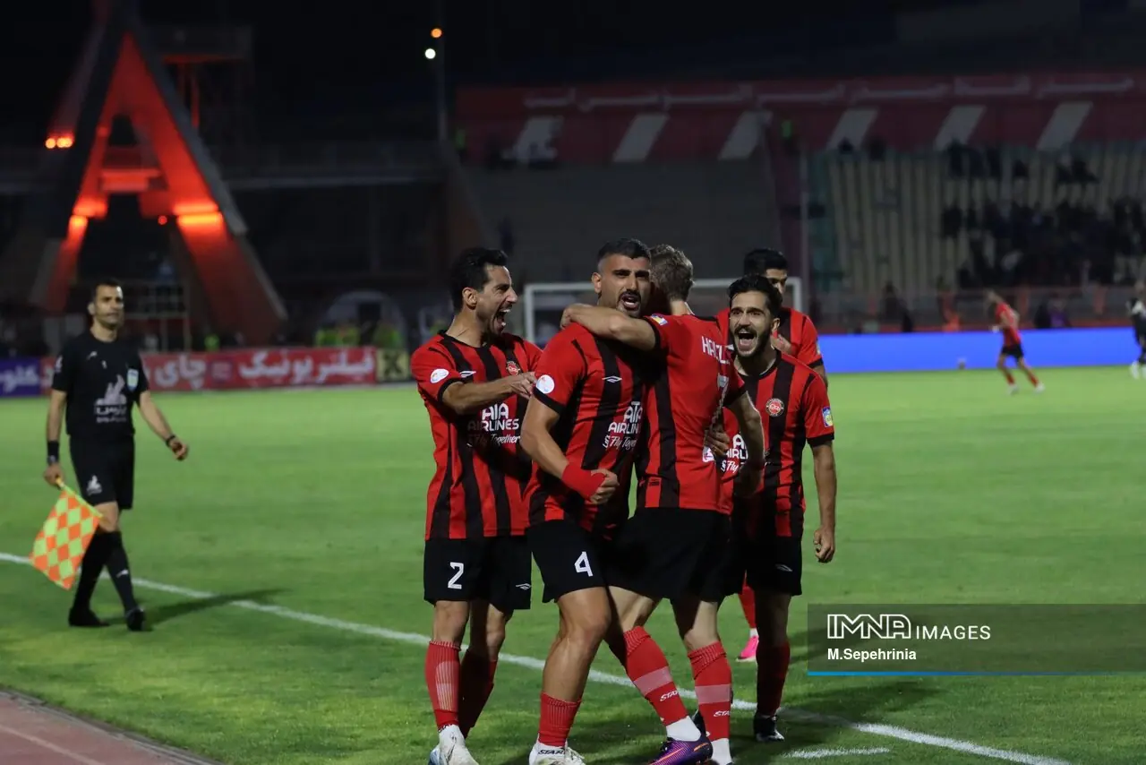 بلیط فروشی بازی تراکتور و ملوان آغاز شد+ لینک سایت خرید بلیط ticket.malavanfc.com