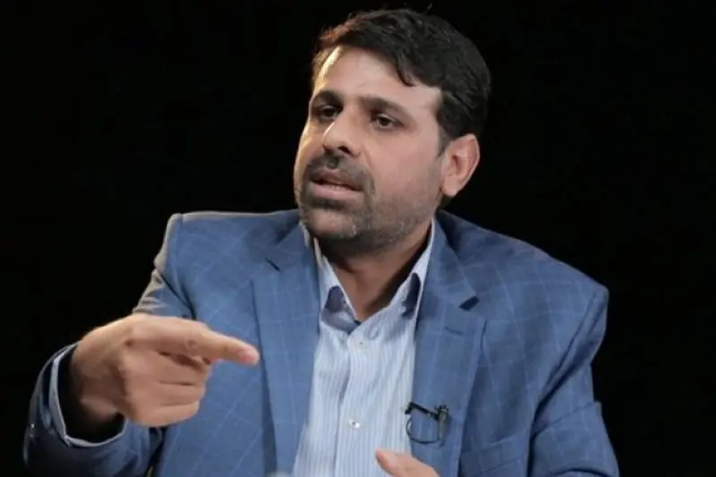  عضو هیات رئیسه مجلس: از رفتار آیت‌الله مجتبی خامنه‌ای، چنین برداشت می‌کنم که فتوای ایشان درخصوص سلاح هسته‌ای متفاوت خواهد بود/ باید بمب اتم بسازیم
