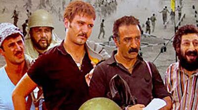 تحصن در بیت رهبری برای جلوگیری از نمایش فیلم ده نمکی!
