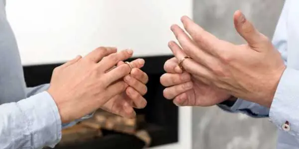  نحوه ثبت دادخواست طلاق در سال ۱۴۰۵؛ راهنمای مراحل قانونی، مدارک لازم و ثبت اینترنتی