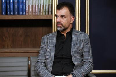  چرا کسی درباره دعوت دنیس درگاهی چیزی نمی‌گوید/ ۱۵ نفر بدون ویزا در لابی هتل نشستند و بازی‌های تیم ملی را دیدند/ نهادهای نظارتی در کشور ما فوتبال را رها کرده‌اند - پارس فوتبال