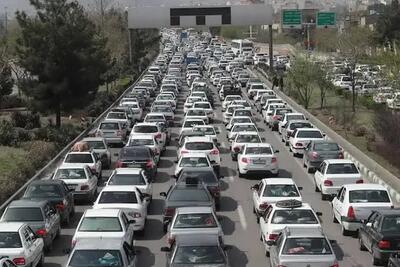  ترافیک نیمه‌سنگین در ۴ محور منتهی به تهران/بارش باران در محورهای شمالی کشور