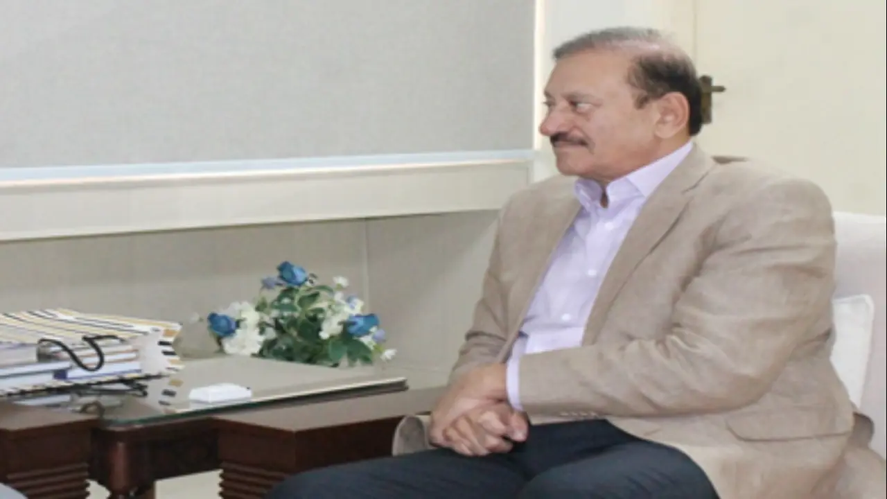  آقای شهید ایران فخر جهان اسلام است