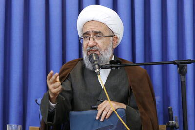  آیت الله جواد مروی:یکی از وظایف مردم، دفاع تمام‌قد از ولایت فقیه است/ اطاعت از ولی فقیه، وظیفه مردم است/ طلاب از مردم مبعوث شده عقب نمانند